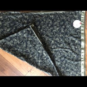 Lululemon Vinyasa Scarf